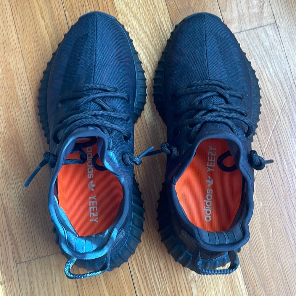Black Yeezys